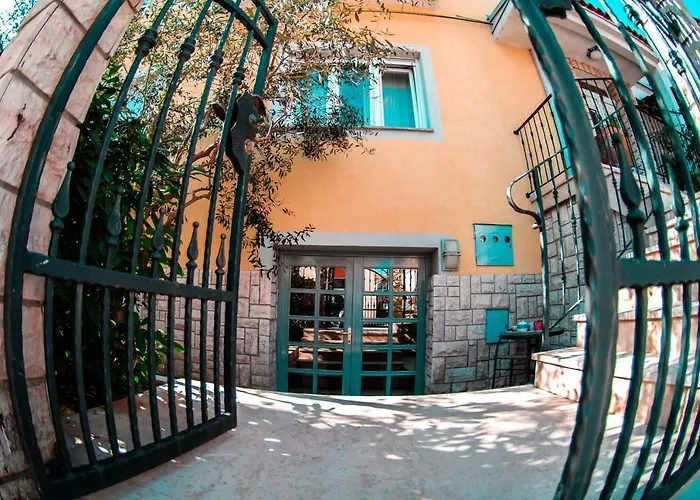 Polias Apartment